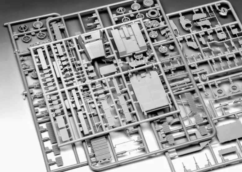 Revell 03293sWS mit Flak-Aufbau als Sfl. mit 3,7cm Flak 43 Bausatz 1:72