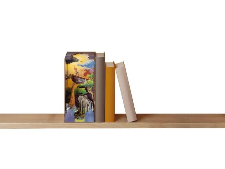 Revell 00534Tiny Adventures - Disney 'König der Löwen' Book Nook - Miniaturwelt aus Holz zum Zusammenbauen