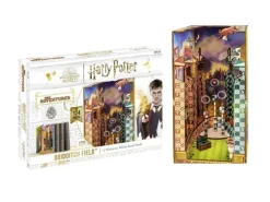 Revell 00532Tiny Adventures - Harry Potter 'Quidditch Field' Book Nook - Miniaturwelt aus Holz zum Zusammenbauen