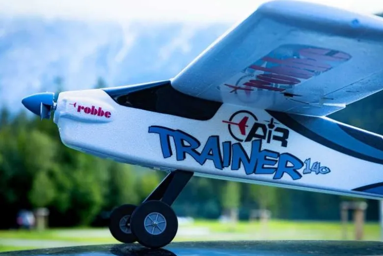 robbe 2581Air Trainer 140 V2 EPO PNP mit Flight Controller (3-Achs Fluglagen-Stabilisierung, Gyro)