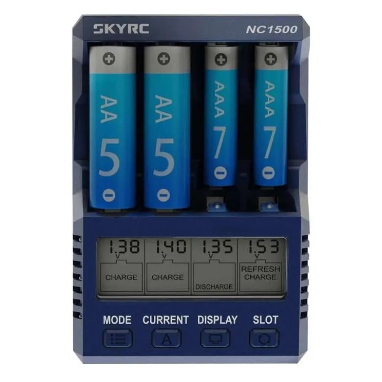 SkyRC SK100154NC1500 Batterie Ladegerät 4xAA/AAA NiMH USB 2.1A
