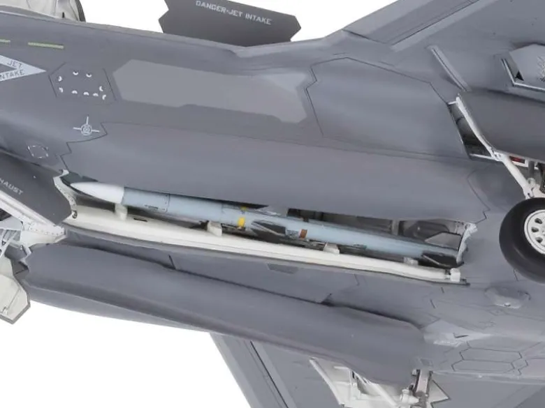 Tamiya 60793F-35B Lightning II, Plastikbausatz, 1:72