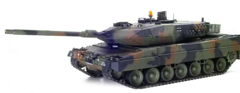 Tamiya 56020LEOPARD 2 A6 1/16 Full Option Panzer Bausatz
