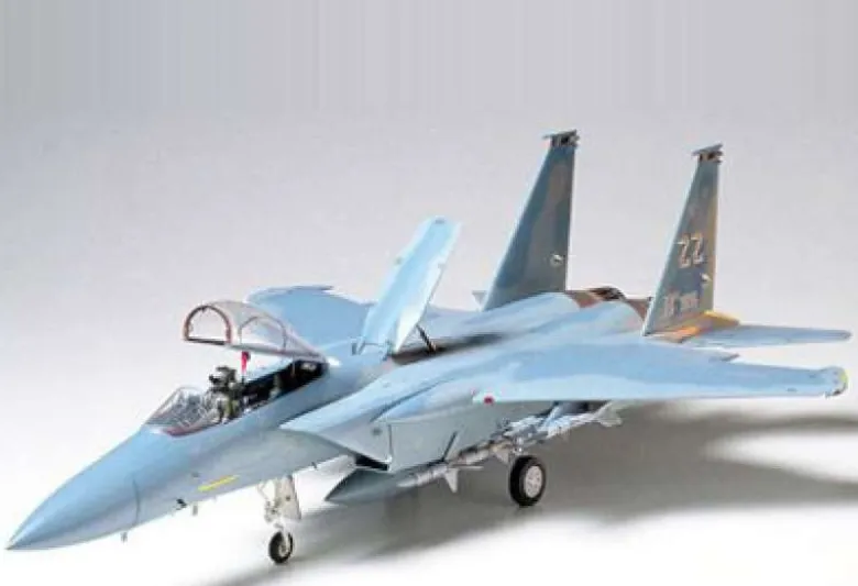 Tamiya 60304Mc Donnell DOUGLAS F-15 EAGL, Plastikbausatz, 1:32