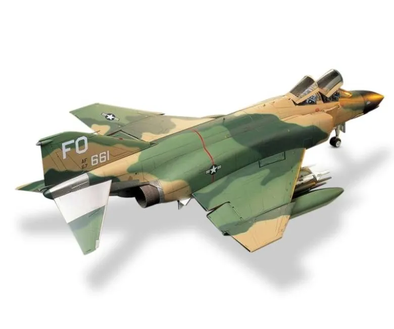 Tamiya 60305Mc Donnell F4 C/D PHANTOM II, Plastikbausatz, 1:32