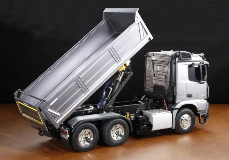 Tamiya 56357Mercedes Benz Arocs 3348 3-Achs Hinterkipper 1/14 LKW