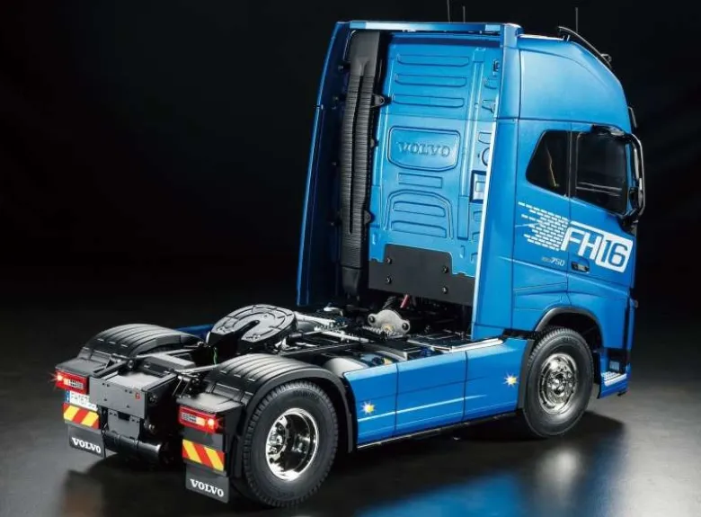 Tamiya 56375SETVolvo FH16 XL 750 4x2 Globetrotter Truck 1:14 Komplettset mit Carbon-Look Steuerung