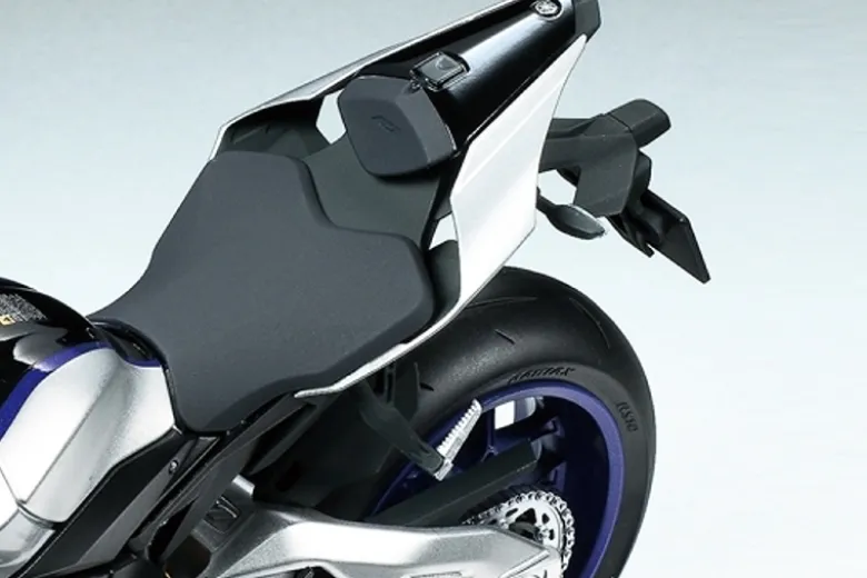 Tamiya 14133Yamaha YZF-R1M 1:12 Motorrad Plastik Bausatz