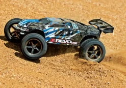 Traxxas 71076-8BLUEXE-Revo 4X4 VXL Elektro Racing Truck Brushless 1/16 RTR, blau inkl. Akku & USB-C Ladegerät