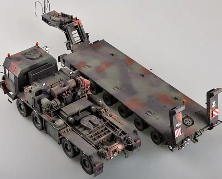 Trumpeter 00203Faun SLT-56 Panzer Schwerlasttransporter 1:35 Bausatz
